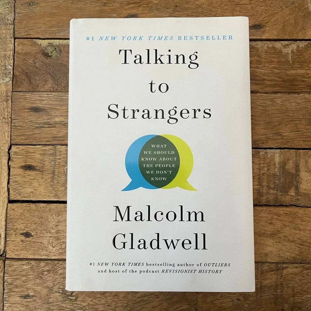 Lot of 6 Malcolm Gladwell Paperback and Hardcover Books